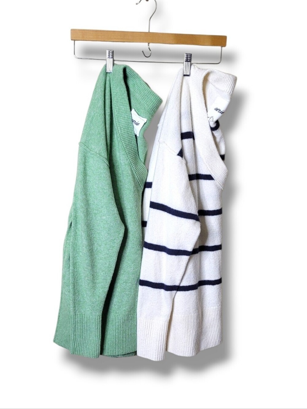 Aerie Unreal V-Neck Sweater Set Of 2 - Picture 2 of 11